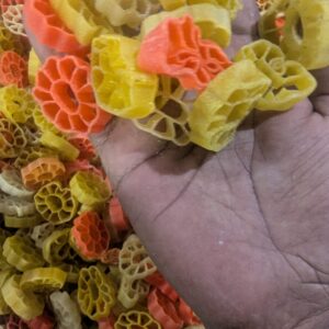 🌸 Colorful Flower-Shaped Ready to Fry Papad Chips – 500gm | রঙিন ফুল শেইপ পাপড় চিপস | হালকা ভাজা নাশতা