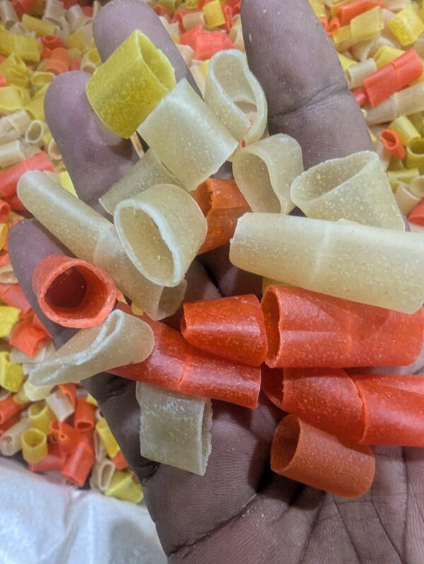 🟡 Colorful Ready to Fry Chips – 500g | ফুল শেইপ মাল্টিকালার পাপড় – হালকা নাশতা ও ফ্রাইং স্ন্যাকস