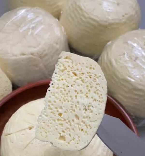 🧀 Fresh Paneer – 1kg | দেশি দুধ থেকে তৈরি খাঁটি পনির – প্রোটিন সমৃদ্ধ, সহজপাচ্য ও হেলদি ফুড