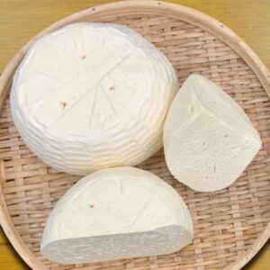 🧀 Fresh Paneer – 1kg | দেশি দুধ থেকে তৈরি খাঁটি পনির – প্রোটিন সমৃদ্ধ, সহজপাচ্য ও হেলদি ফুড