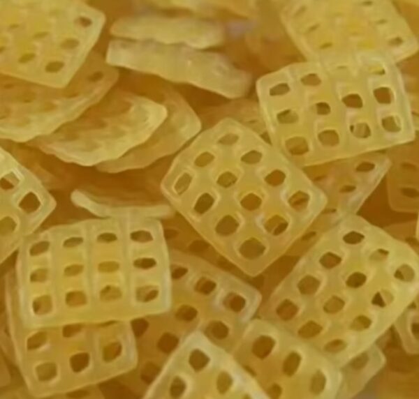 Net-Shaped Fry Chips – 500gm | জাল শেপ পাপড় – রঙিন, ক্রিস্পি ও বাচ্চাদের প্রিয় স্ন্যাক