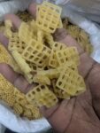 Net-Shaped Fry Chips – 500gm | জাল শেপ পাপড় – রঙিন, ক্রিস্পি ও বাচ্চাদের প্রিয় স্ন্যাক